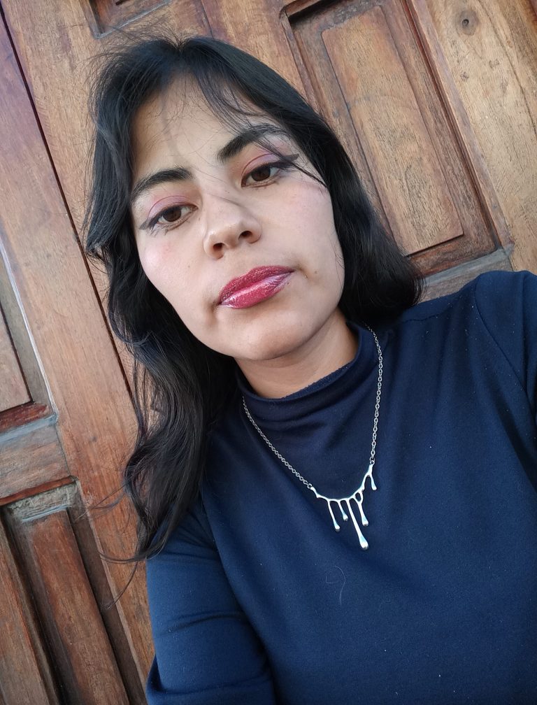 Alondra Yazmin Ramírez Aguilar (Azúl)